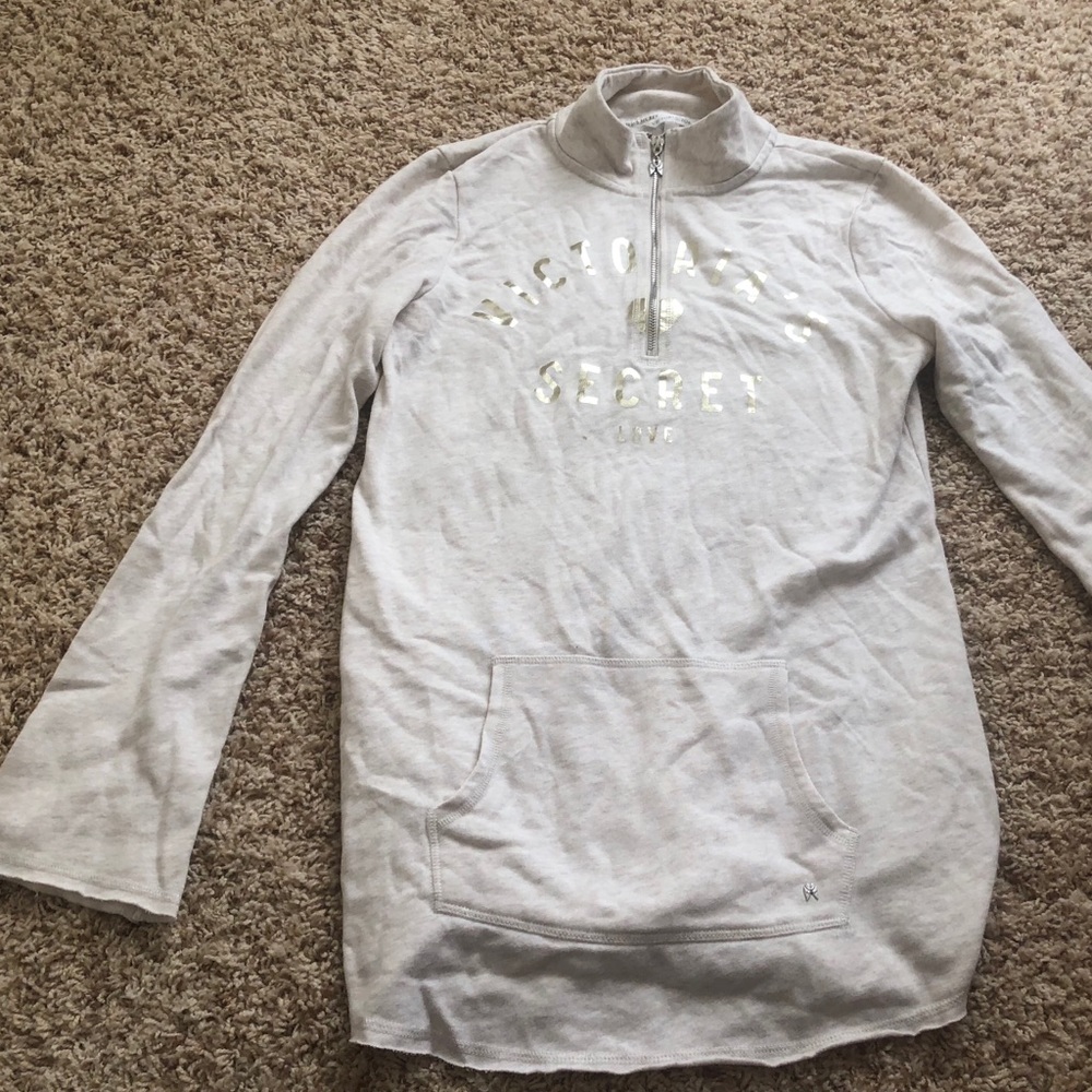 RARE Victoria’s Secret Cream Tunic